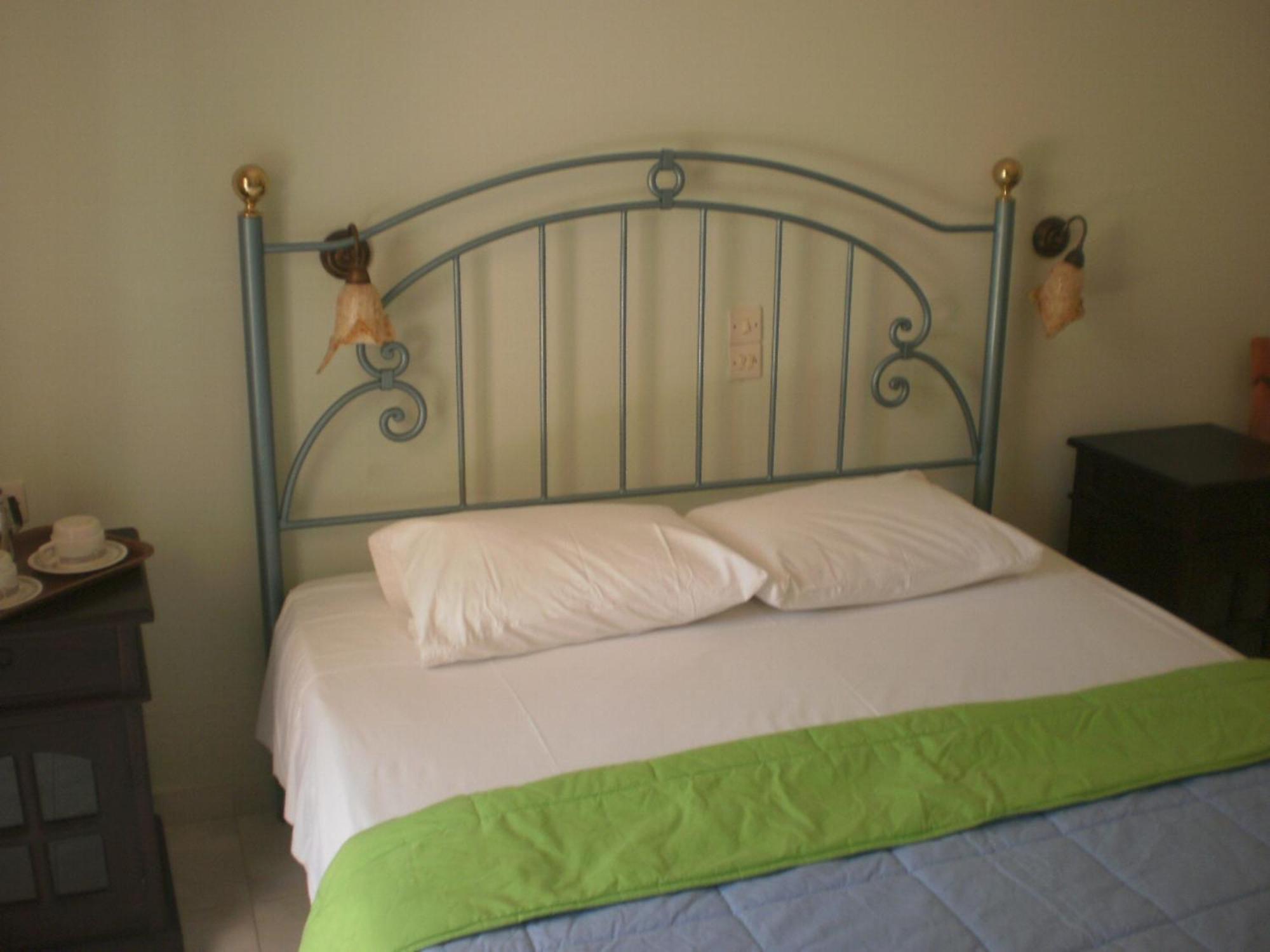 קרי Loukas Inn Family Resort חדר תמונה